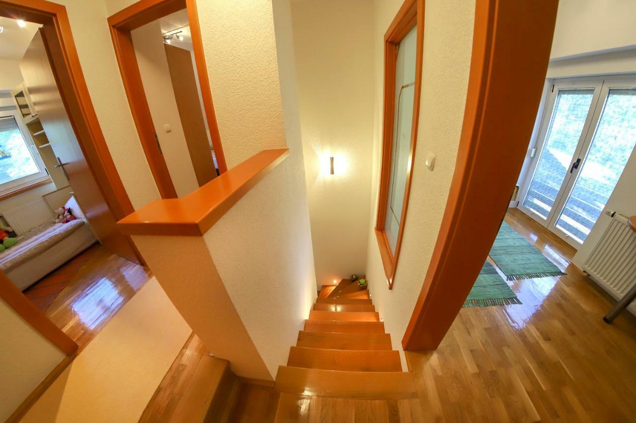 Holiday Home Villa Sara Bihać Dış mekan fotoğraf