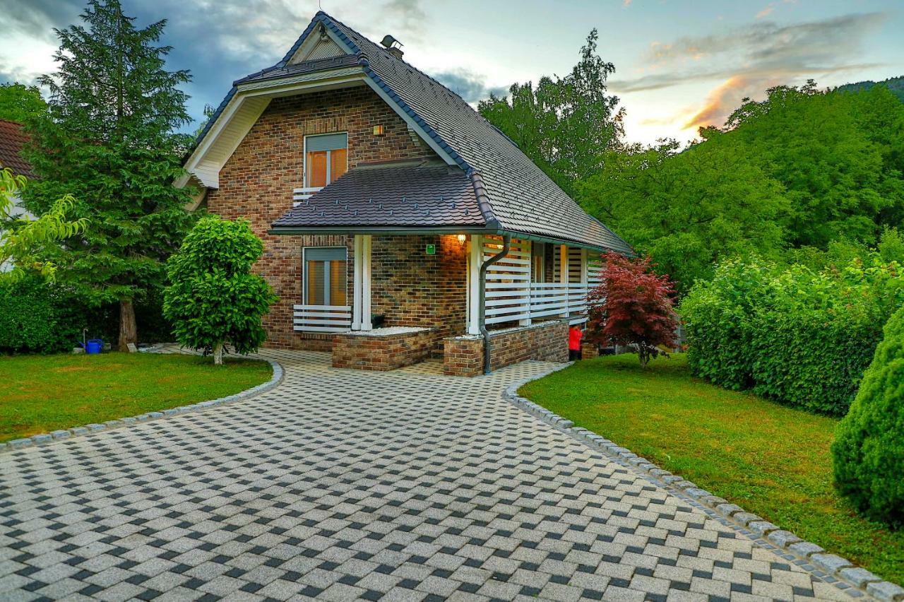 Holiday Home Villa Sara Bihać Dış mekan fotoğraf
