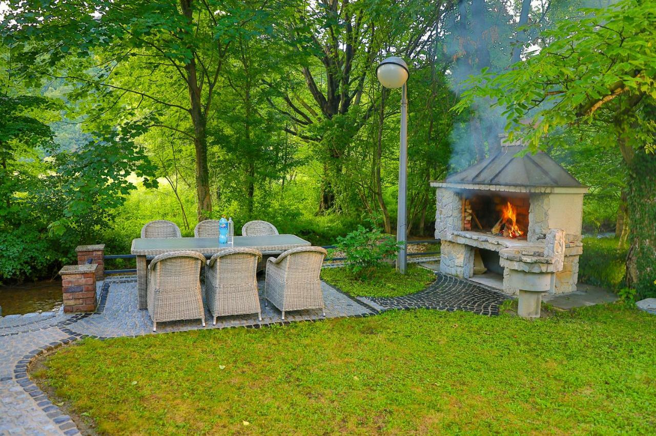 Holiday Home Villa Sara Bihać Dış mekan fotoğraf
